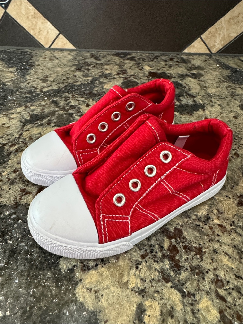 Cat & Jack Red Slip-On Canvas Kids Sneakers with White Toe Size 8